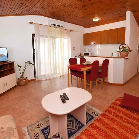 Apartment In Materada Poreč